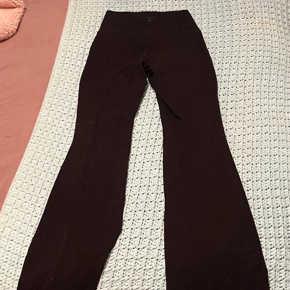 TNA Women's Black Flare Pants - Picture 6 of 6